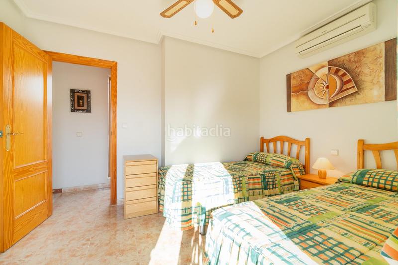 Foto 39ca2e1a-4b55-4845-945b-5f72793d1438. Duplex in calle niagara in Playa Flamenca Orihuela