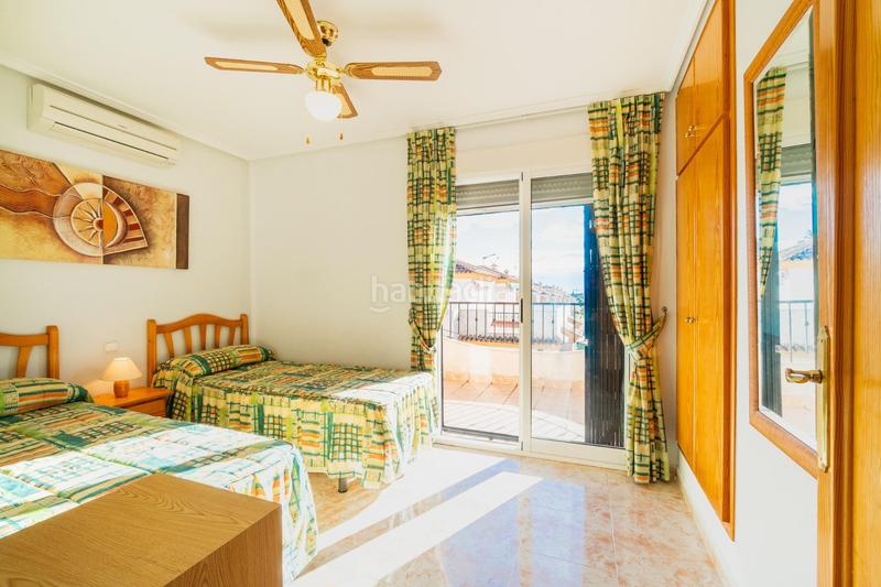 Foto 80c9eeda-3c58-4f40-8141-1b2cf89217f7. Duplex in calle niagara in Playa Flamenca Orihuela