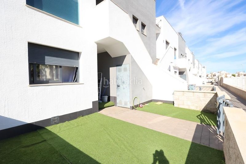 Foto 722f2a89-38ca-440c-8b82-1d4681185aa8. Apartament amb aparcament piscina a La Zenia Orihuela