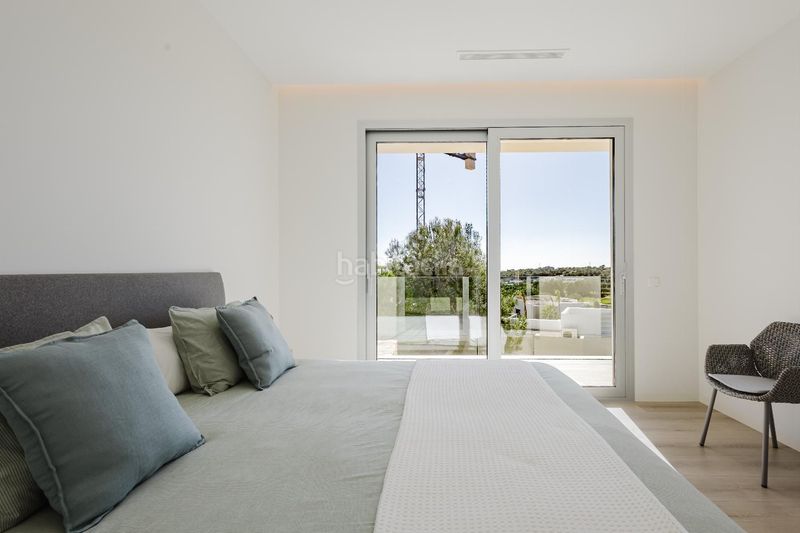 Foto 2dbad15f-af6a-4c7e-8d05-7cbe511dfc5e. Chalet villa de 5 dormitorios y 6 baños con piscina privada en las colinas golf costa en Orihuela