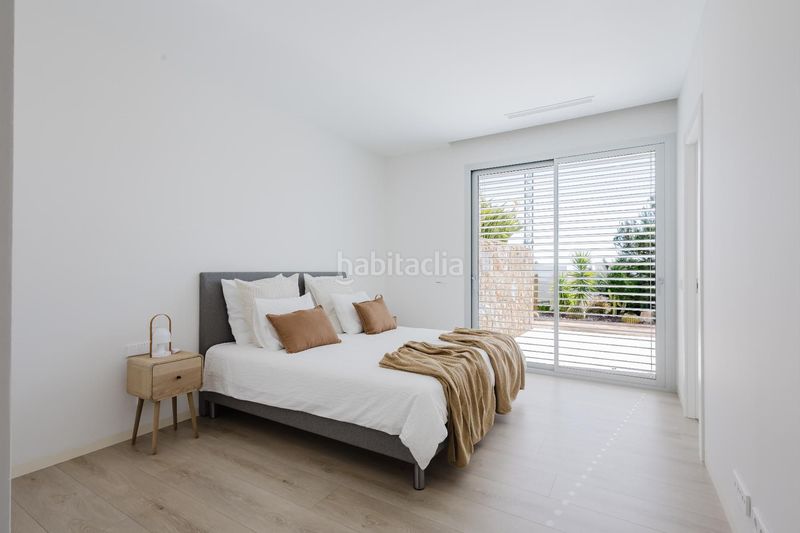 Foto 3694d517-36d1-4e41-a576-89348a834835. Chalet villa de 5 dormitorios y 6 baños con piscina privada en las colinas golf costa en Orihuela