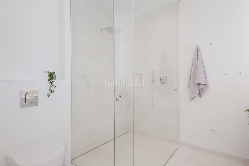 Foto 70a813a4-31b8-4faf-accf-18e46d49e7f8. Chalet villa de 5 dormitorios y 6 baños con piscina privada en las colinas golf costa en Orihuela