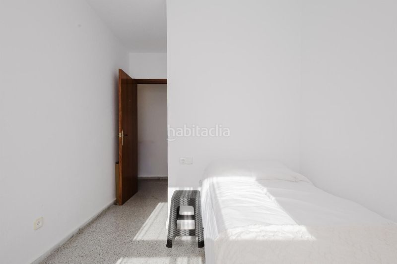 Foto e7e8cef2-705e-4a0a-8b19-0e9f6241a3a0. Apartamento  dee 4 dormitorios 2 baños alicante en San Miguel de Salinas
