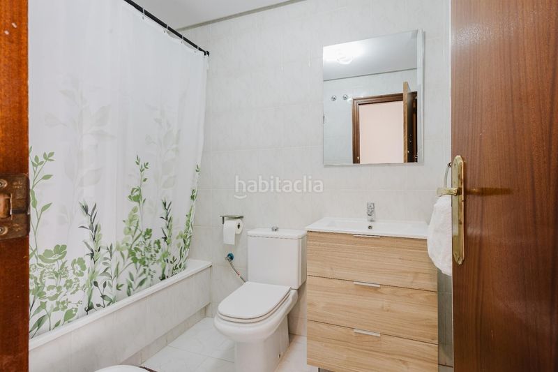 Foto ec44c11e-86b0-4c88-bfcf-e3e7bba5fa86. Apartamento  dee 4 dormitorios 2 baños alicante en San Miguel de Salinas