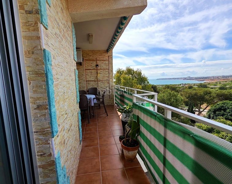 Foto 2240621d-1faf-4ee2-8a43-e73f0166c609. Apartament a Punta Prima Orihuela