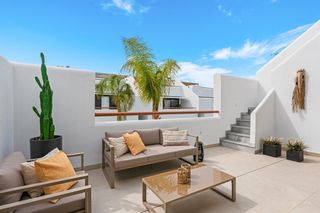 Apartament  Calle calle gerónimos. Apartamento de 2 dormitorio 2 baños en santiago de la ribera mur