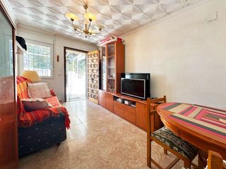 Casa adossada  Urbanización pinomar. Bungalow de 2 dormitorios y 1 baño en guardamar del segura alica