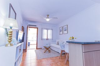 Rent House  Avenida paris 138. Se alquila por temporadas en torrevieja  zona los frutales  bung