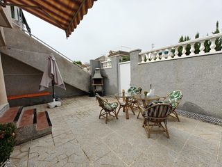 Casa a Calle puerta  del sol