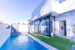 Lloguer Xalet  Calle isla del coco. Se alquila por temporada villa en santiago de la ribera san pedr