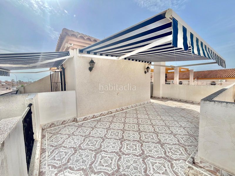 Foto d31628f0-b537-4001-8dd0-f2e1e3c4e54c. Dúplex amb aparcament piscina a Playa Flamenca Orihuela
