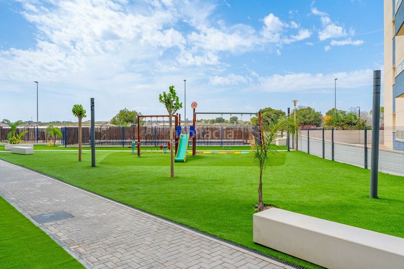 Foto 57e611e3-1e82-43bc-b55b-e40784542c2f. Appartement mit pool in Campoamor Orihuela