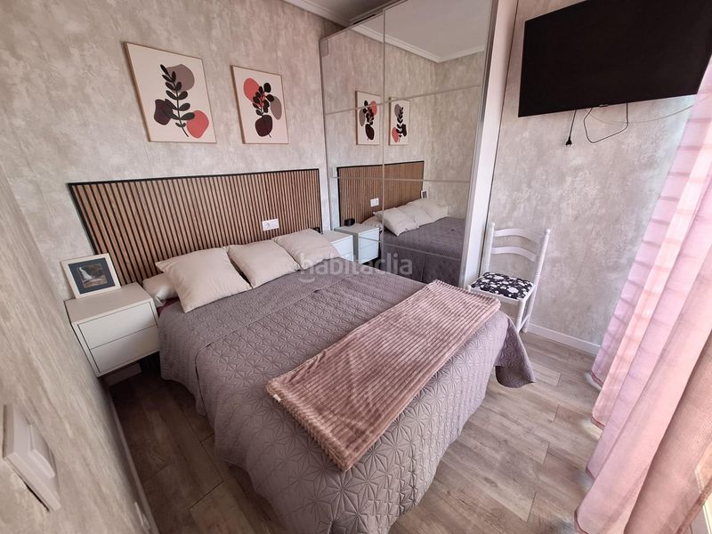 Foto 020ce9eb-3a1d-4366-b7c0-5927c4a4ac25. Ático  dúplex de 3 dormitorios 2 baños en Avenida Habaneras - Curva de Palangre Torrevieja