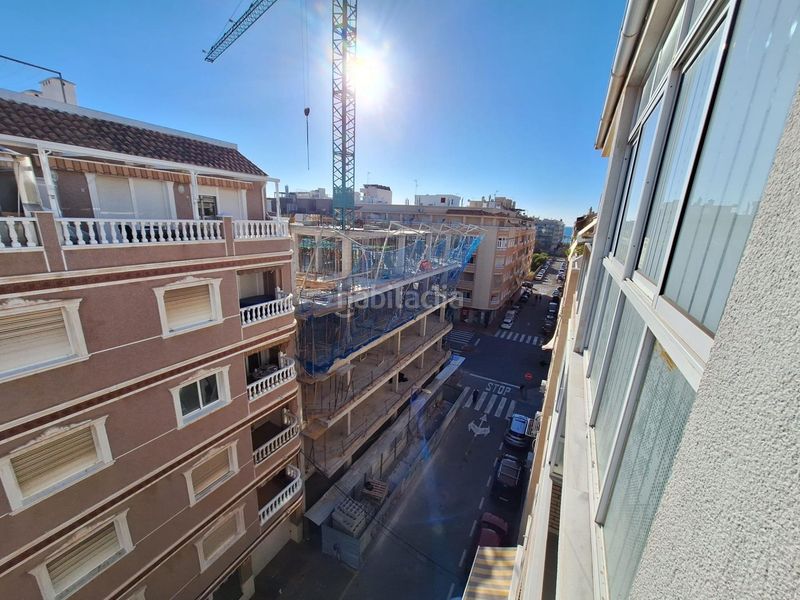 Foto 4b60ce18-13d0-4896-abc9-ca287e6efa29. Ático  dúplex de 3 dormitorios 2 baños en Avenida Habaneras - Curva de Palangre Torrevieja