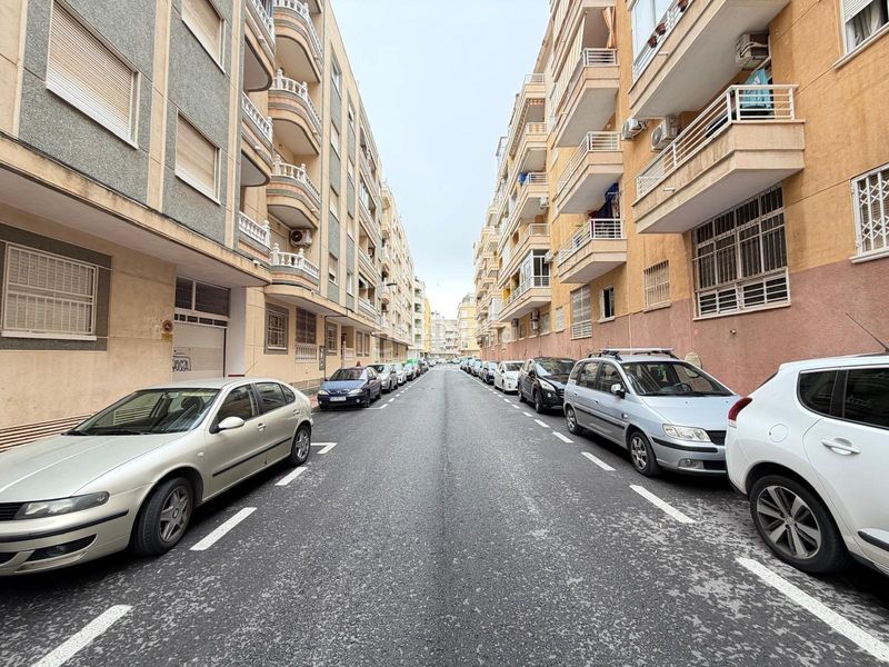 Foto 8db3c979-1965-451d-ab34-14fabd30b4c5. Apartament amb calefacció a Avenida Habaneras - Curva de Palangre Torrevieja