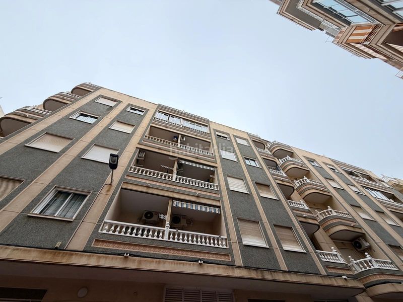 Foto fd400072-335c-4bc2-a514-a14f18ee336f. Apartament amb calefacció a Avenida Habaneras - Curva de Palangre Torrevieja
