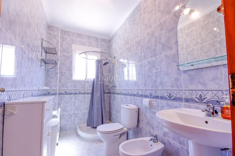 Foto 9bb6c17f-96d1-4d45-9147-c0dd0d6beb55. Alquiler casa adosada se alquila adosado de 2 dormitorios 1 baño en villa martin las filipinas costa en Orihuela