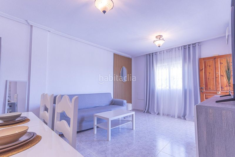 Foto befad5dc-3de9-4d23-bda8-70a187ac7c19. Alquiler casa adosada se alquila adosado de 2 dormitorios 1 baño en villa martin las filipinas costa en Orihuela