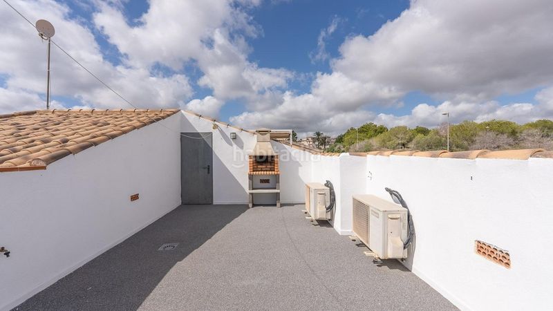 Foto db8c0e2a-b5bc-4208-a3e4-27301a6ca07e. Alquiler casa adosada se alquila adosado de 2 dormitorios 1 baño en villa martin las filipinas costa en Orihuela