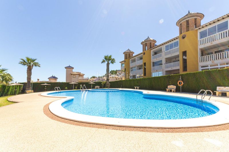 Foto e1599367-aa44-47ff-a1a3-b57bcd4f35c1. Alquiler casa adosada se alquila adosado de 2 dormitorios 1 baño en villa martin las filipinas costa en Orihuela