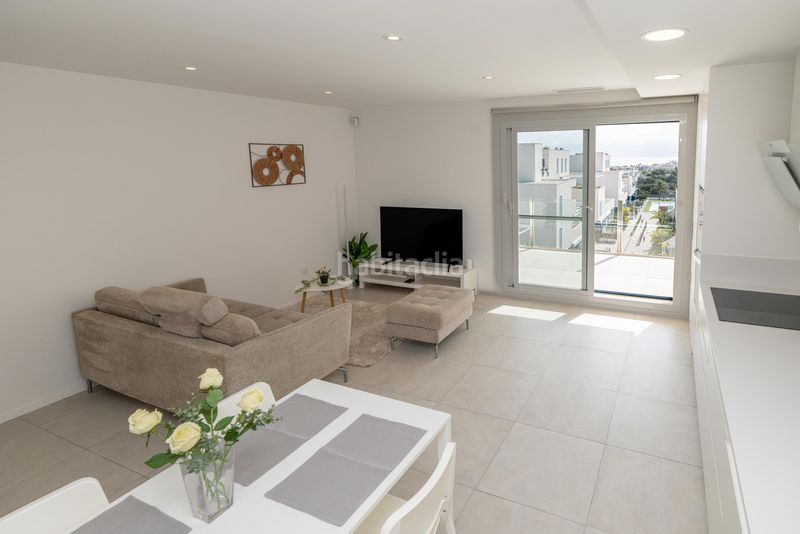 Foto e772c3bb-5bea-4917-85c2-d6ac7e577e45. Apartament amb piscina a Playa Flamenca Orihuela
