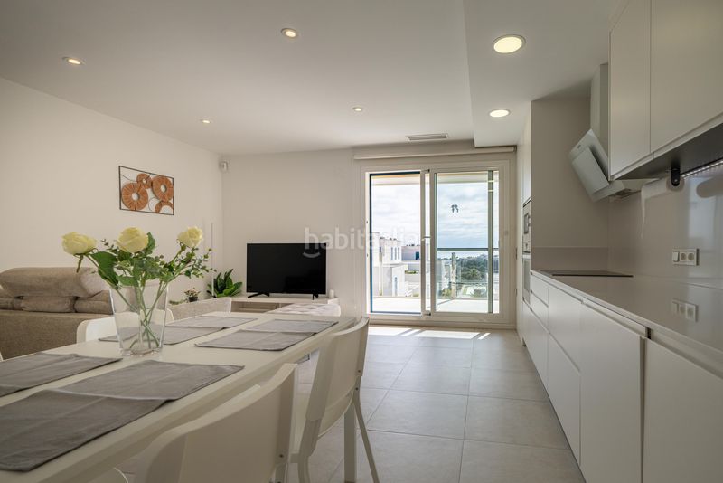 Foto f041fd1b-8bf5-4e27-ab0d-0bb08dabbf02. Apartament amb piscina a Playa Flamenca Orihuela