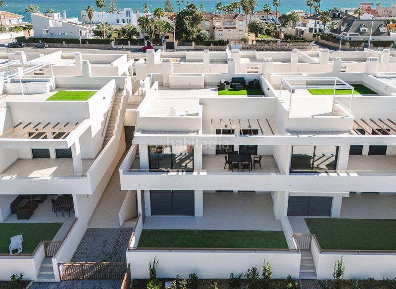Foto acc811aa-3b4e-42e9-94fd-dfb567bf3088. Casa amb piscina a El Acequión Torrevieja
