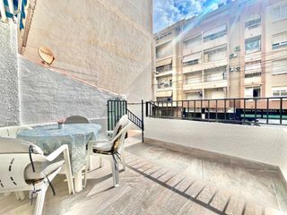 Àtic a Avenida Habaneras - Curva de Palangre. Ático dúplex con terraza y dos balcones en torrevieja