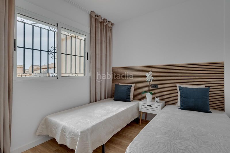 Foto 2db0280d-a784-489e-8611-c241f5403aae. Casa amb calefacció aparcament piscina a Los Balcones y los Altos Orihuela