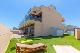 Apartament a Calle salzillo. Bungalow en planta baja de 4 dormitorios y 3 baños en pilar de h