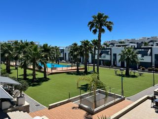 Apartamento  Camino san bruno. Se vende apartamento de 2 dormitorios en oasis beach xii, el ras