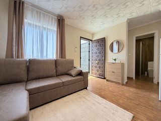 Casa  Calle juan belmonte. Bungalow en torrevieja planta alta con parcela de 25 m2 en limon