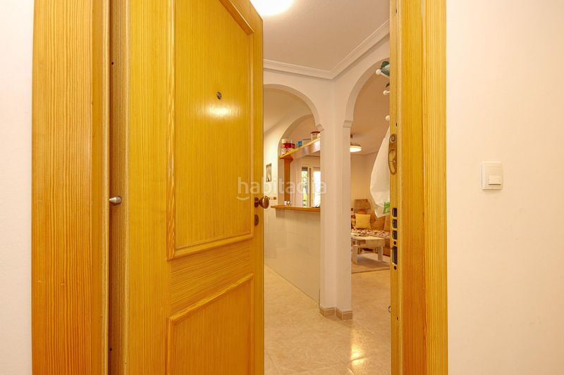 Foto 724b19b9-10ad-4da9-bd1d-90cc68c9909e. Apartamento  de 2 dormitorios 2 baños con terraza en Playa Flamenca costa urb. laguna golf en Orihuela