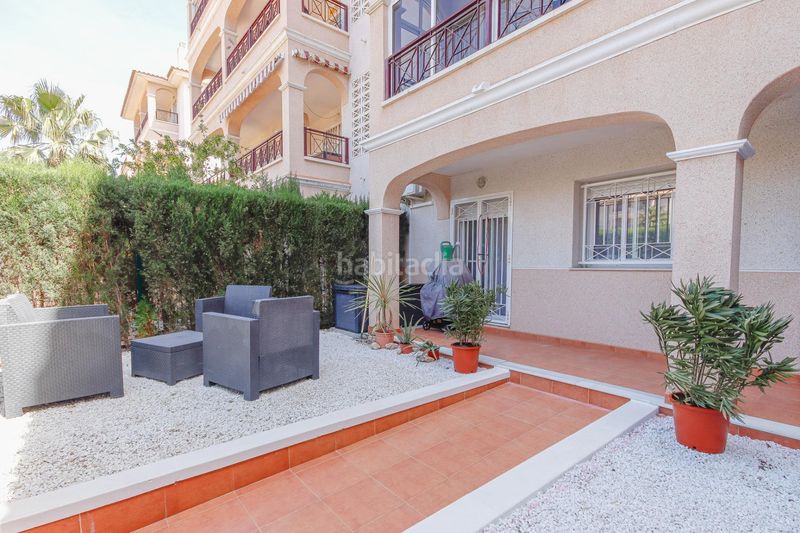Foto 9d90992d-baf4-48c9-85b8-302a478a29c2. Apartamento  de 2 dormitorios 2 baños con terraza en Playa Flamenca costa urb. laguna golf en Orihuela
