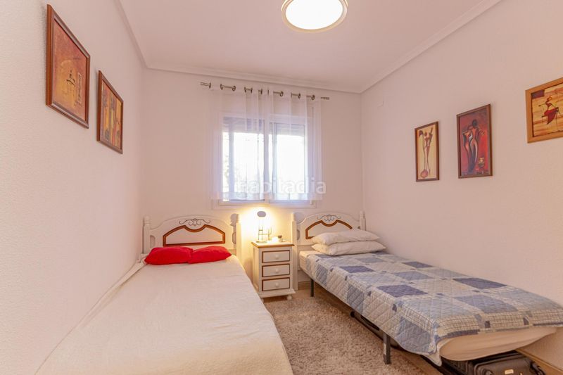 Foto decbfb2d-68ec-499e-94af-a2a20acd2d95. Apartamento  de 2 dormitorios 2 baños con terraza en Playa Flamenca costa urb. laguna golf en Orihuela