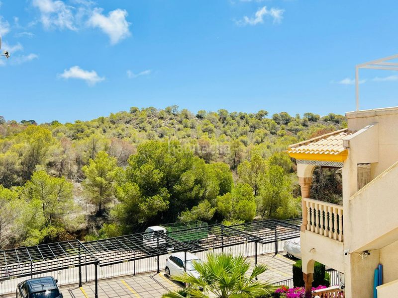 Foto 4d73ad98-c72d-49ed-ac75-b7d87ededea3. Appartement in avenida de las ramblas de oleza in Orihuela