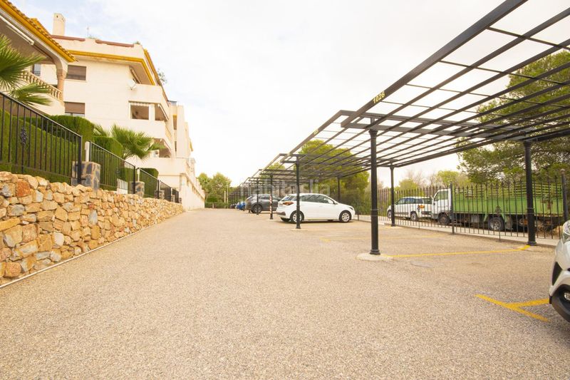 Foto 5da9a80c-56c1-434e-968b-7b39ed70d864. Appartement in avenida de las ramblas de oleza in Orihuela