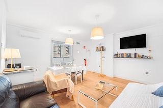 Alquiler Apartamento  Avenida de las habaneras 10. Apartamento de 3 dormitorios 2 baños, garaje, se alquila por tem