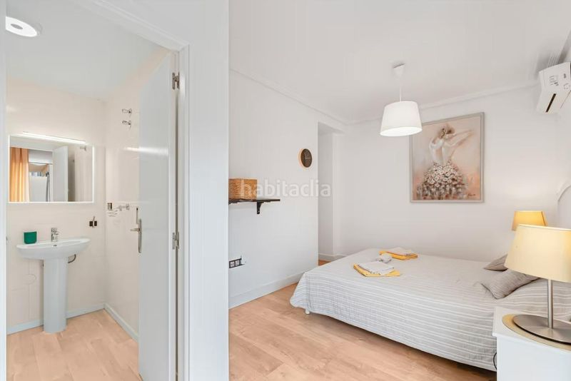 Foto 317a6168-a0d5-48bb-8b8e-84fc141133d7. Lloguer apartament a avenida de las habaneras 10 a Torrevieja