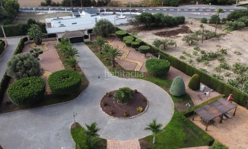 Foto e73254e8-88d7-479d-a9a2-a85c15b205c5. Xalet amb aparcament piscina a Perleta - Maitino Elche / Elx