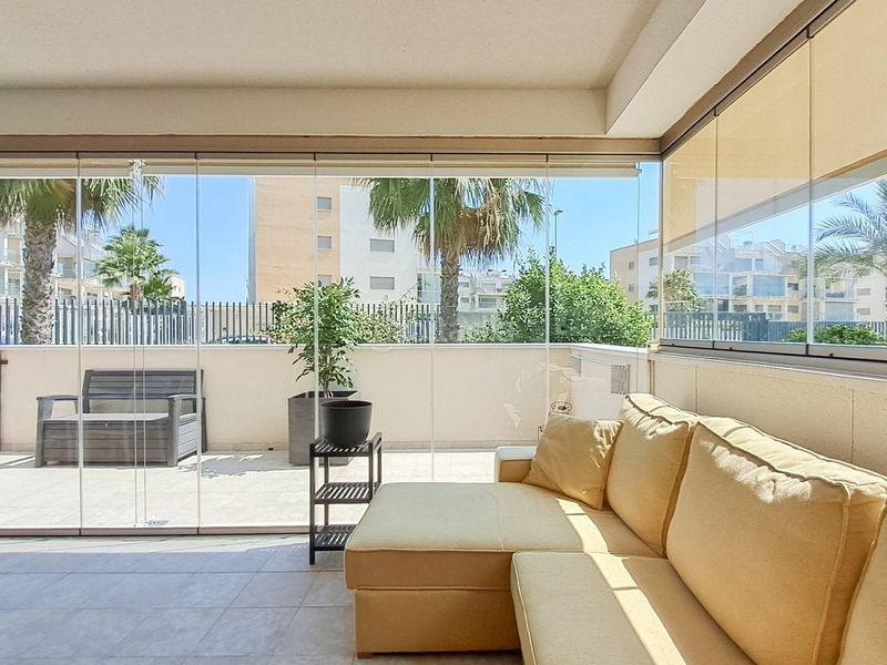 Foto 0f5b4bab-1231-4b37-b9fa-b7ddf1eb6356. Erdgeschoss mit parking pool in Villamartín-Las Filipinas Orihuela