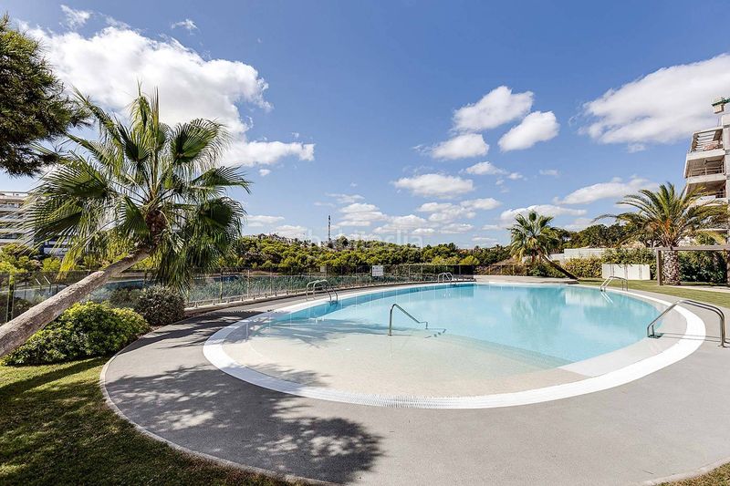 Foto 7b0e29da-2a35-40ab-9dbf-fb38bfdbe9fa. Erdgeschoss mit parking pool in Villamartín-Las Filipinas Orihuela