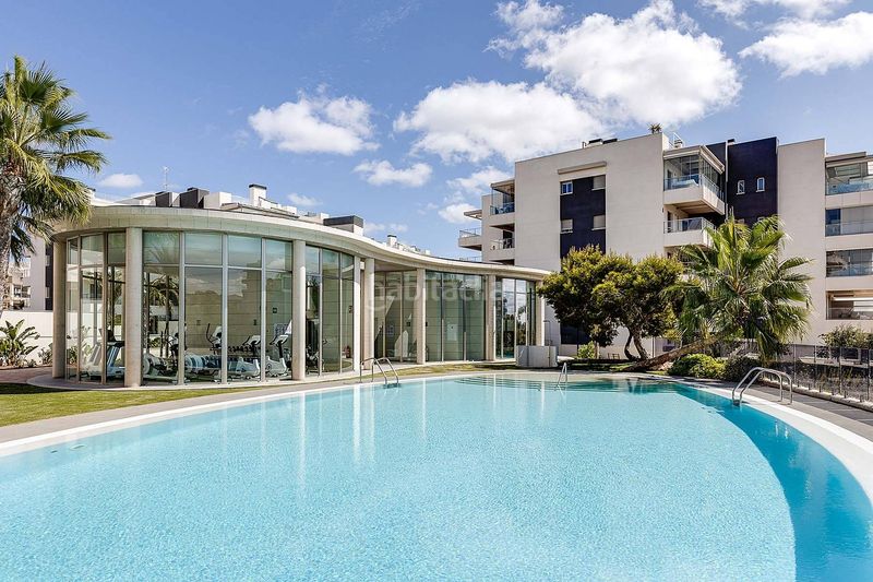 Foto b104ac7f-d041-4af6-8270-d8030c38bbb2. Erdgeschoss mit parking pool in Villamartín-Las Filipinas Orihuela