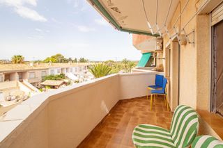 Apartament a Avenida de las Adelfas