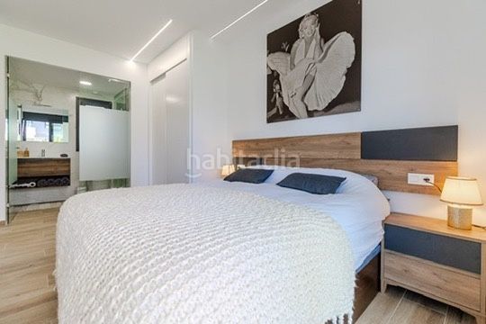 Foto c3b5ecc0-08e0-45ec-8b51-dbfd1a3528e3. Appartement mit parking pool in Villamartín-Las Filipinas Orihuela