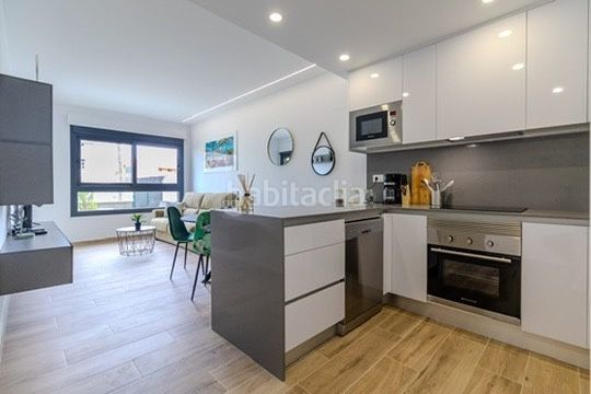 Foto e85326d2-e8d3-43f3-82ed-0a398deea6e6. Appartement mit parking pool in Villamartín-Las Filipinas Orihuela