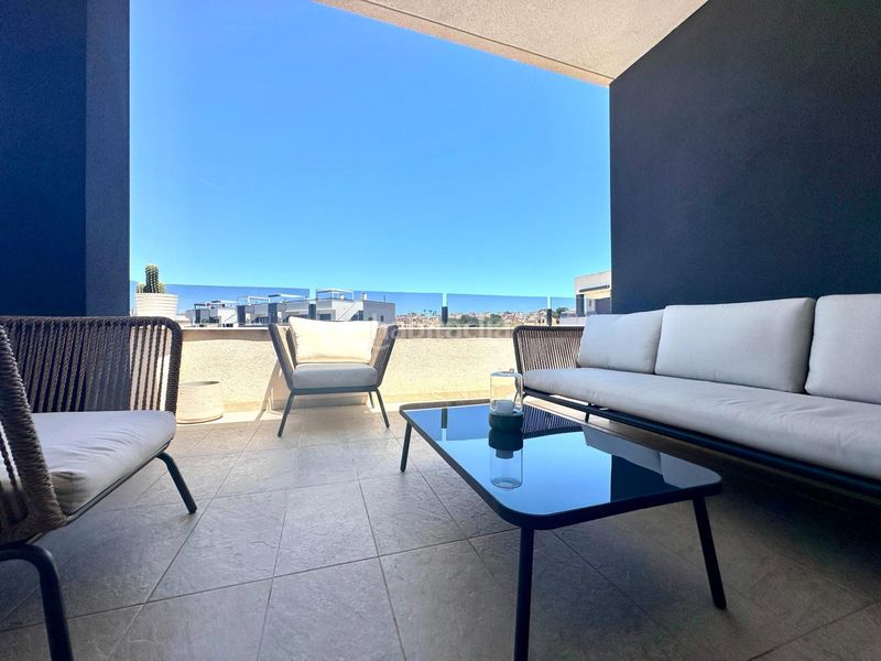 Foto db44600f-ed58-40e7-a7e9-d230e75a57bf. Apartament a calle 03189 a Villamartín-Las Filipinas Orihuela