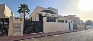 Reihenhaus  Calle rio serpis. Casa adosada en atalayas park en ciudad quesada totalmente nueva