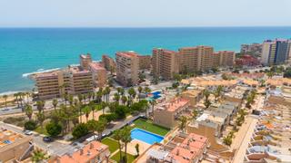 Dúplex a Calle jaen. Duplex en cabo cervera  torreviejade 2 dormitorios, piscina comu
