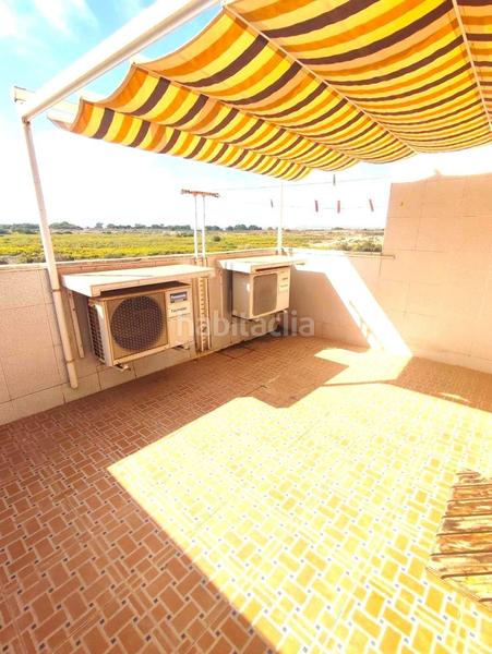 Foto 2c8da691-5f54-458a-854c-18d981640b02. Maison avec piscine dans Los Europeos Torrevieja